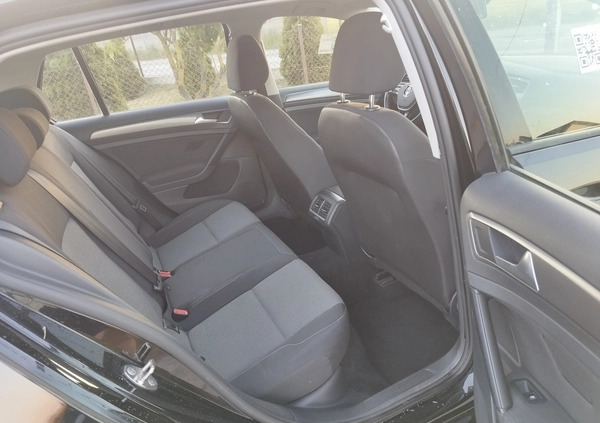 Volkswagen Golf cena 26900 przebieg: 99000, rok produkcji 2015 z Kępno małe 137